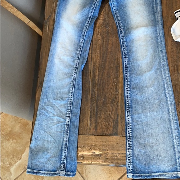 Jeans - Picture 2 of 5